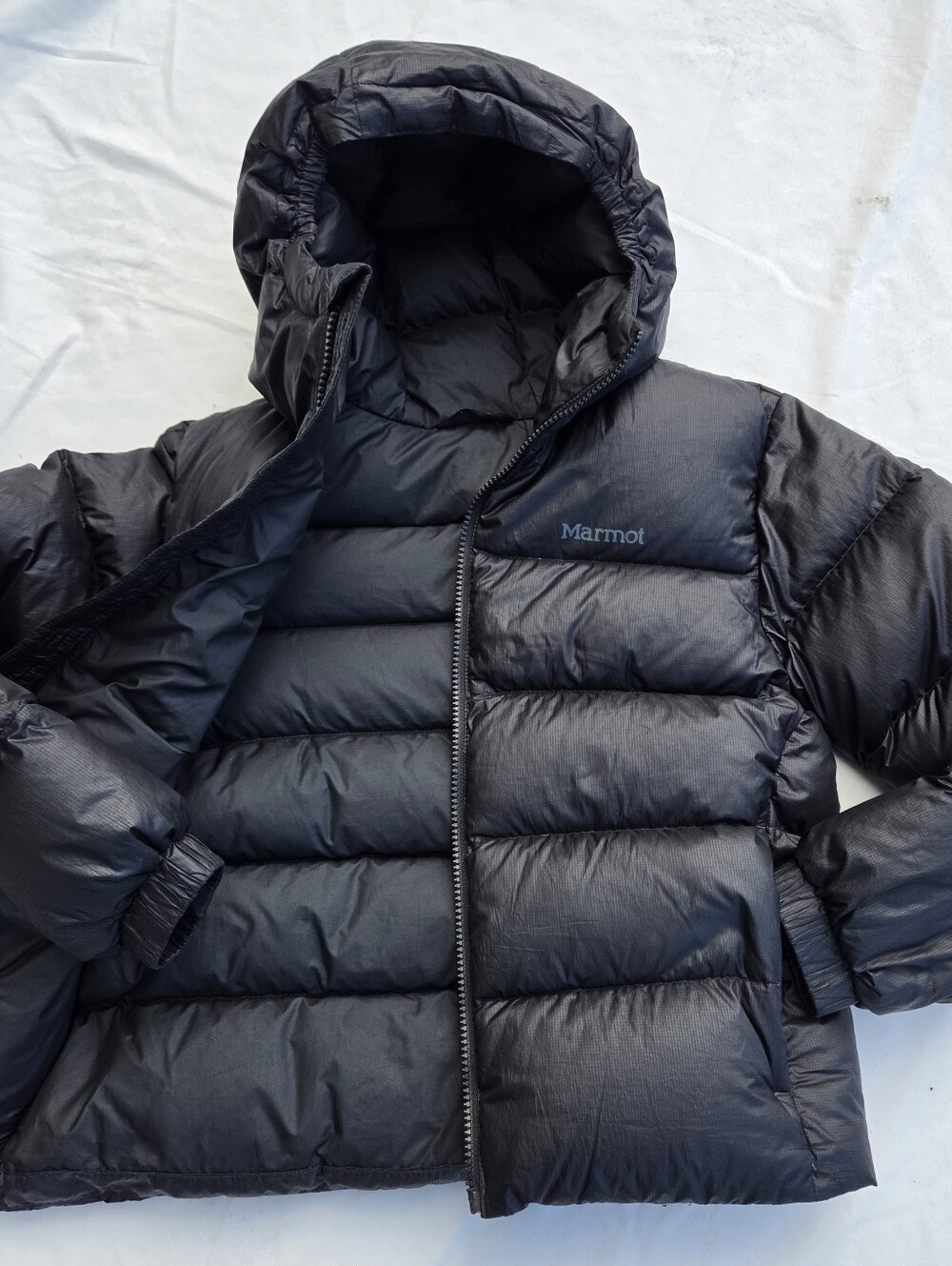 Marmot Boys Coat Black Hooded Puffer Jacket Girls Kids Jacket Meduim
